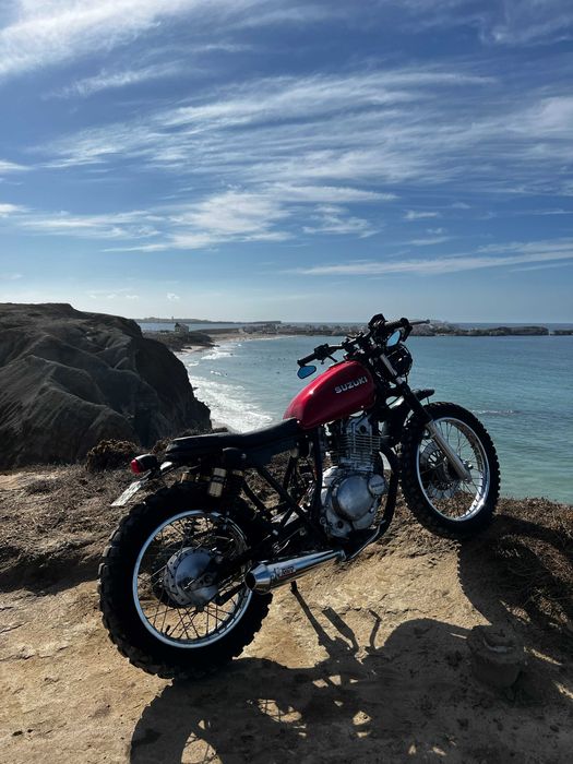 Suzuki Moto GN250