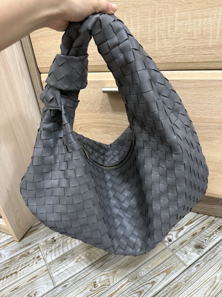 Кожаная сумка bottega veneta