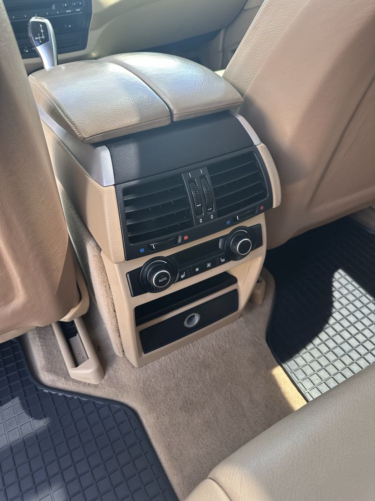BMW X5 3.0 бензин