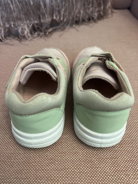 Reserved pastelowe sneakersy adidasy rozmiar 26