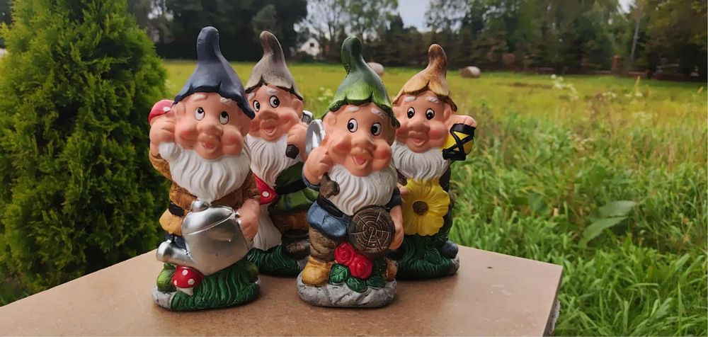 Krasnale ogrodowe figurki do ogrodu zestaw 4 sztuk