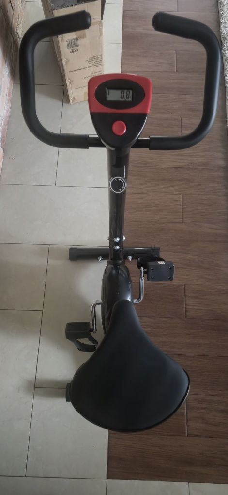 Rower stacjonarny praktycznie nowy