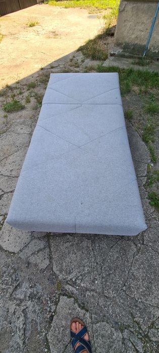 Kanapa jednoosobowa rozkładana