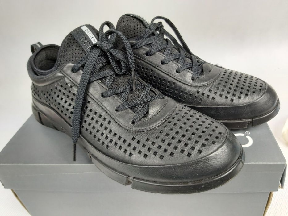 Półbuty czarne skórzane ECCO sneakersy 40 ECCO intrinsic 1