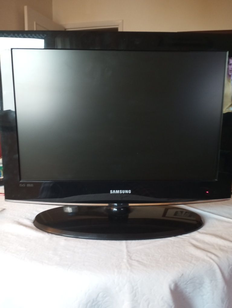 TV Samsung em bom estado