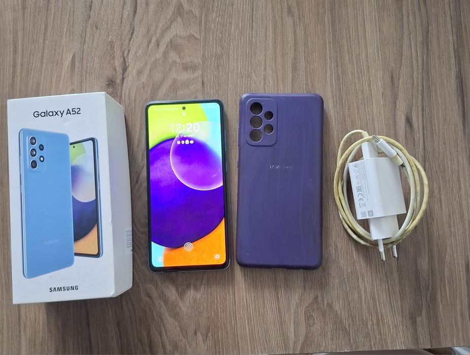 Продам телефон Samsung A52