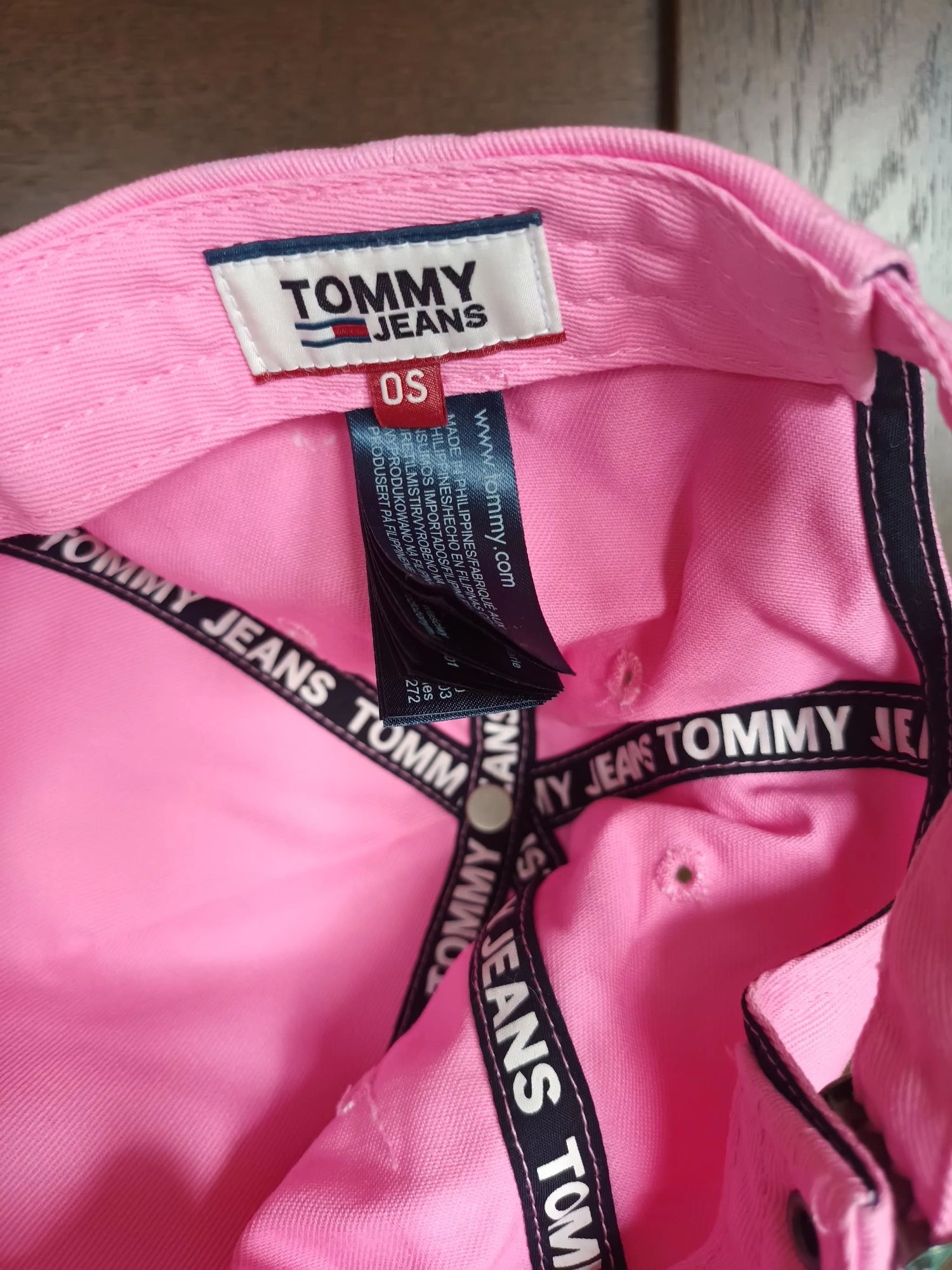 Czapka damska Tommy Jeans jak nowa stan idealny