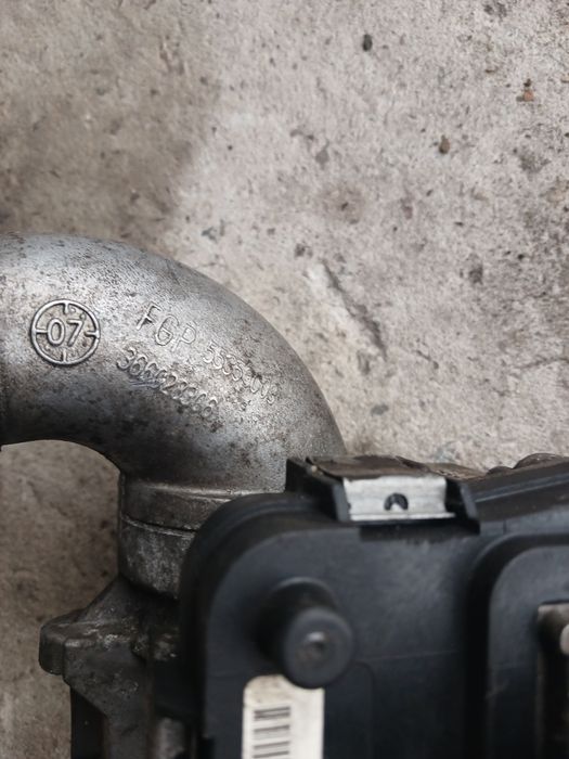 Дросельна заслонка Opel 1.9 88кВт  48cpd1