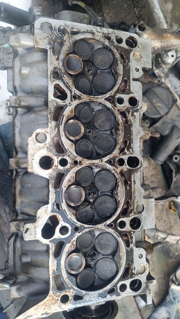 Гбц головка 2.0 20v alt audi A4 B6 B7 A6 C5 VW PASSAT B5 06B103373AM