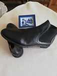 Botas novas chelsea em pele