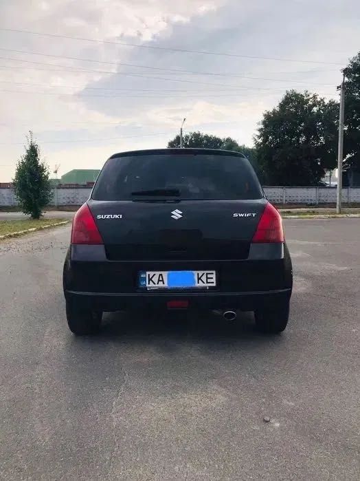 Suzuki Swift авто