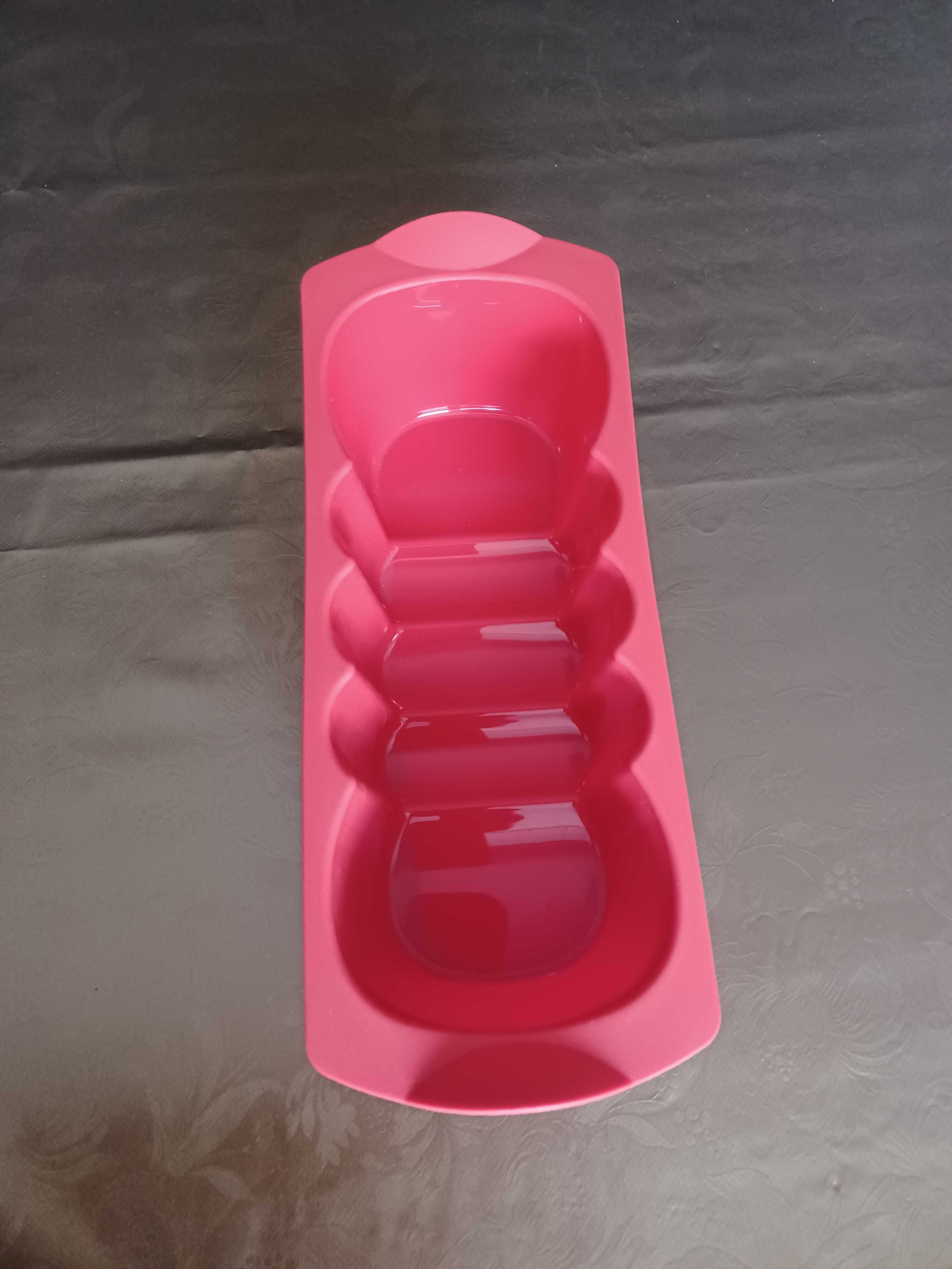 Formas de silicone da Tupperware - Vermelhas