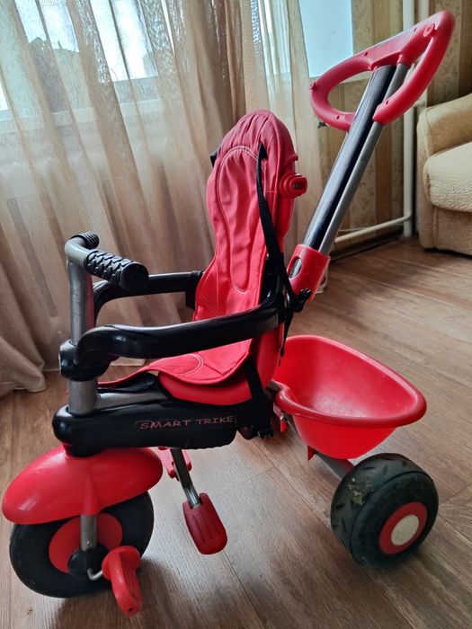 Дитячий трьох колісний велосипед