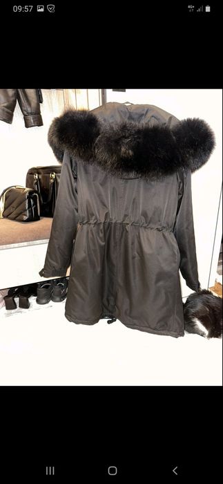 Куртка парка з меховим воротніком