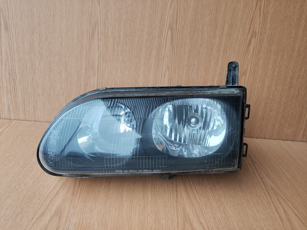 Farol Mitsubishi l400