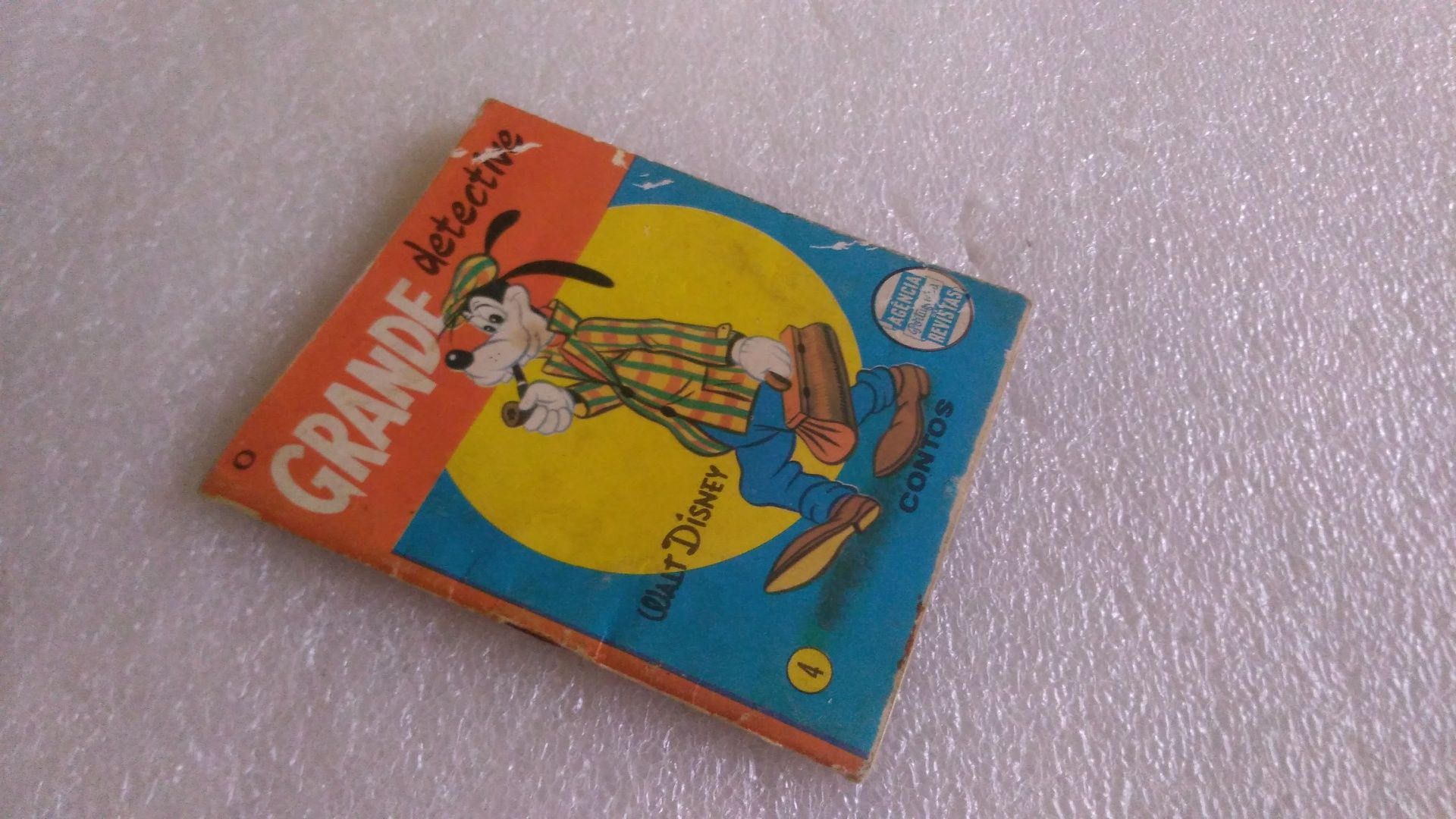 livro de bolso de 1969 Walt Disney O Grande Detetive