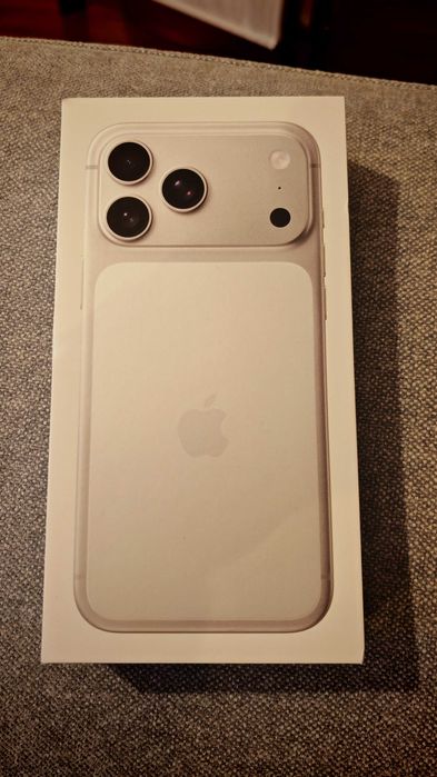 iPhone 17 Pro Max 256Gb NOVO/SELADO C/Fatura e Garantia