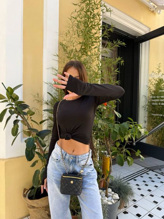 • Лонгслів жіночий з вирізом під палець, базовий топ, чорний рожевий •