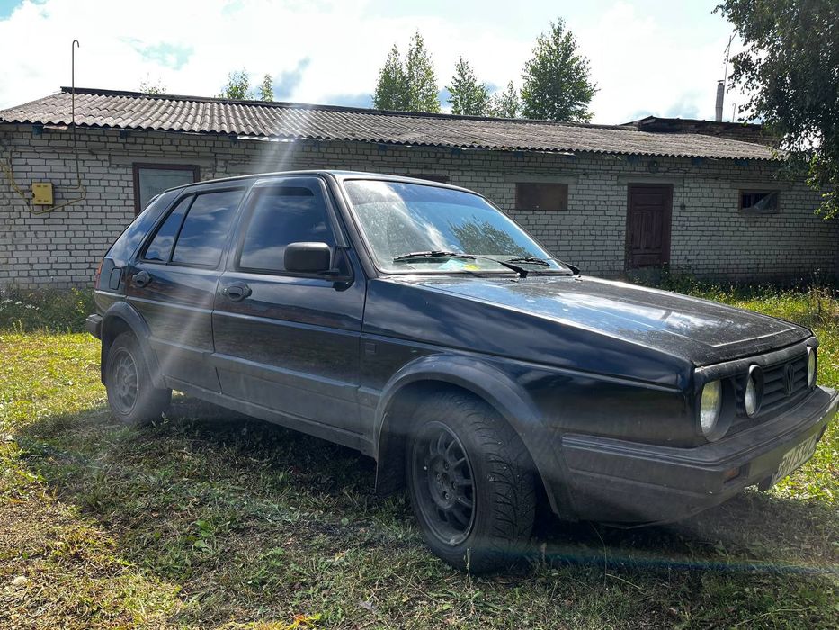 Volkswagen Golf 2