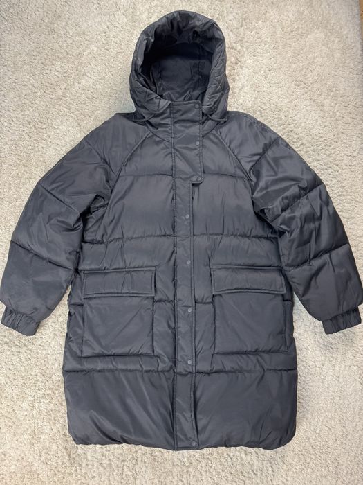 Жіноча стильна тепла довга зимня куртка h&m чорна