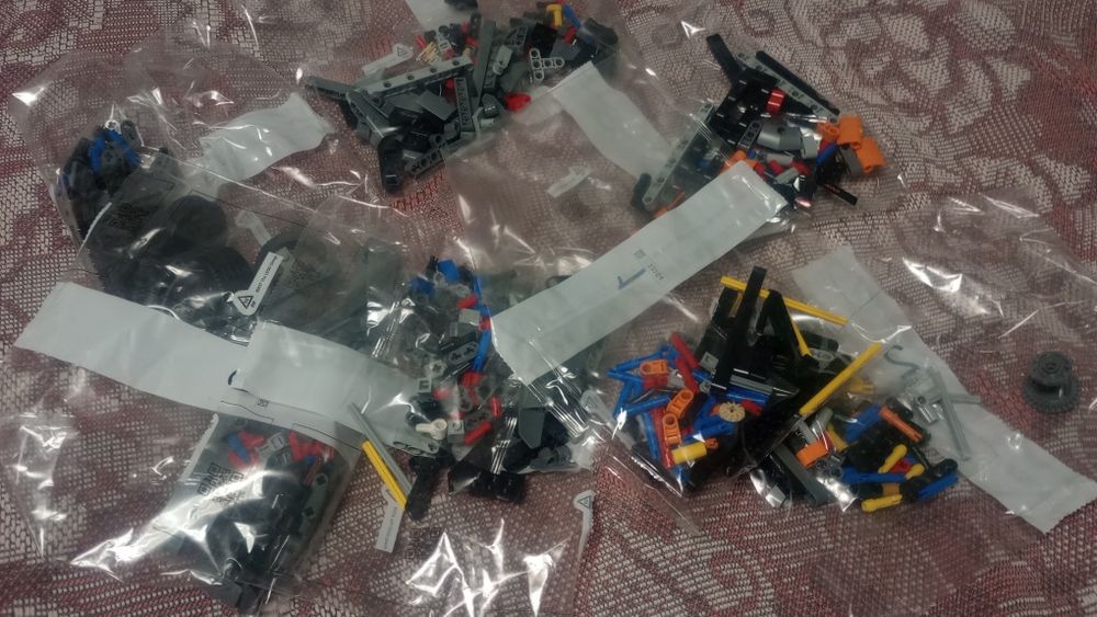 Продам конструктор Lego