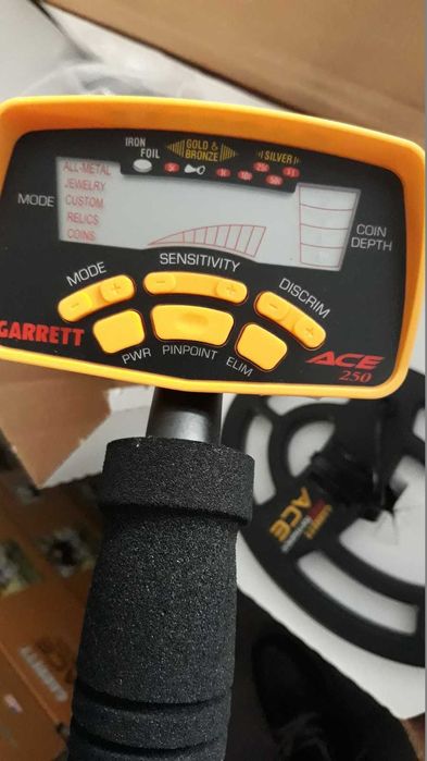 Металлоискатель Garrett ACE 250