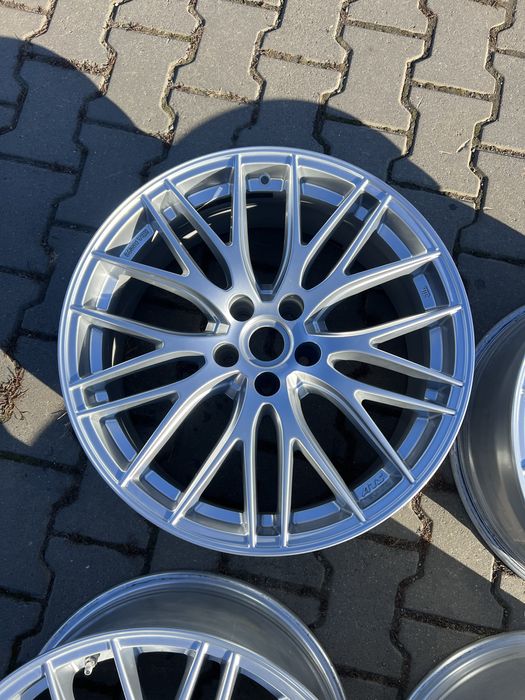 5/112 R19 Диски Porsche Macan / BMW G30 , G14