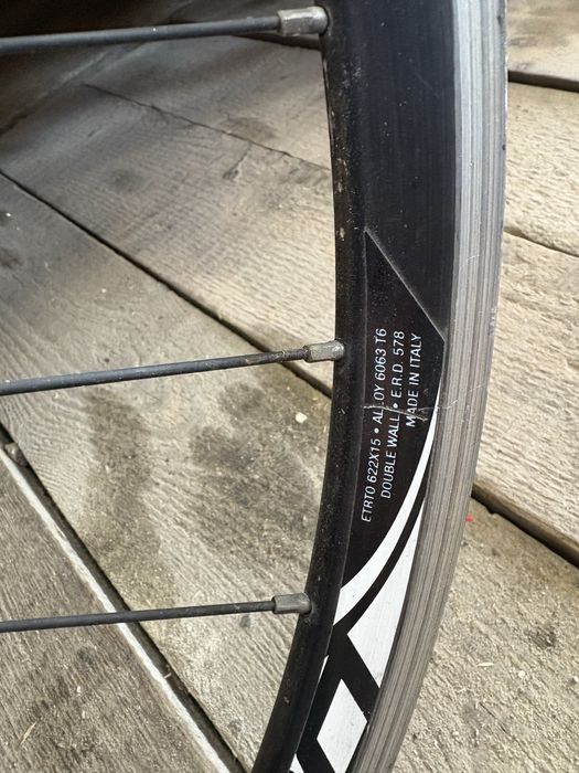 Koło przód 28 Ambrosio Italy szosa Reflex