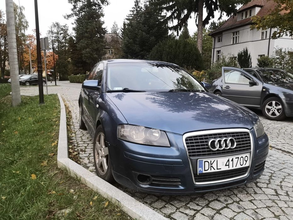 Audi A3 8P 2,0tdi 140km