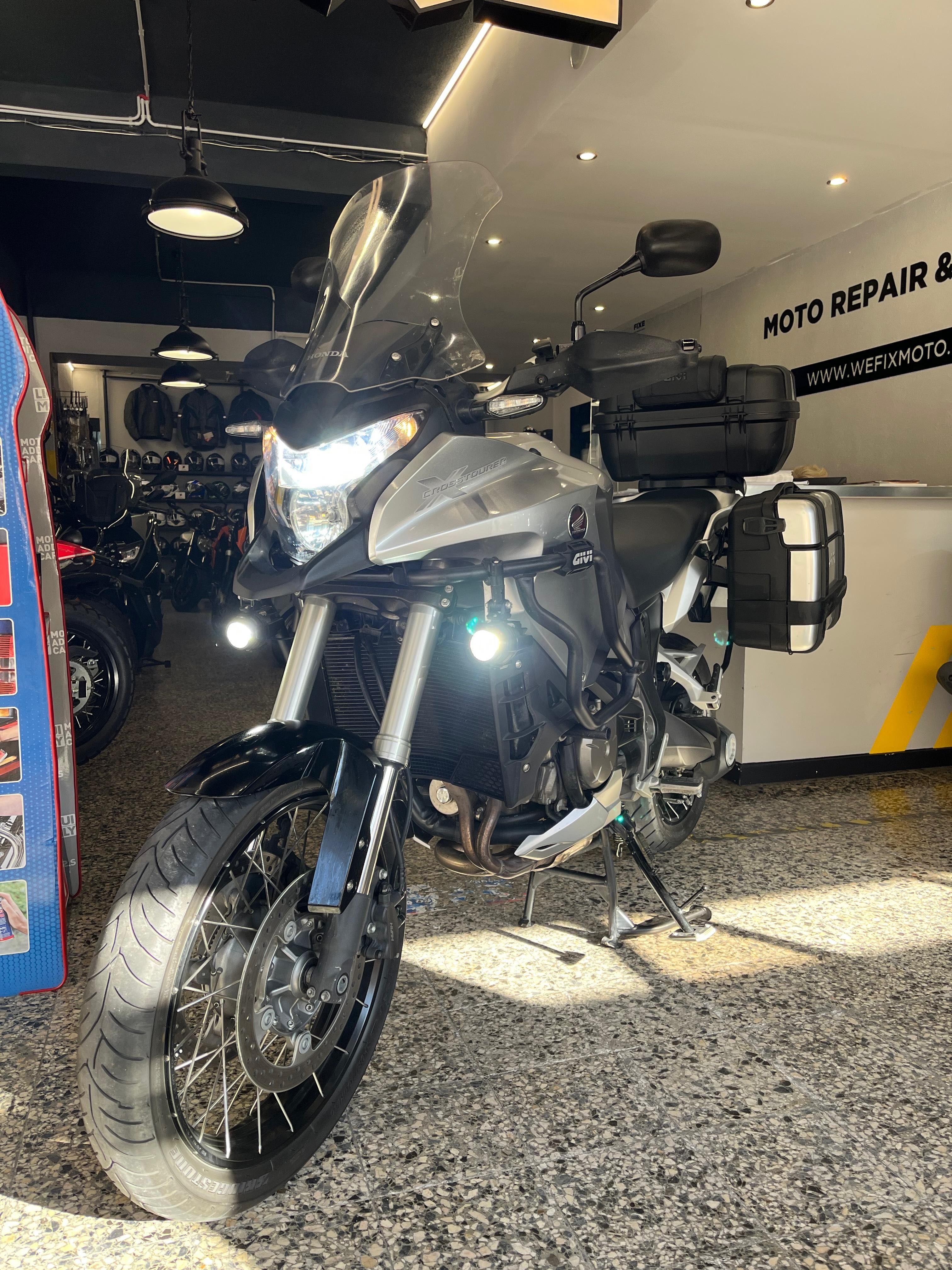 Honda VFR 1200 Crosstourer DCT de 2013 Optimo estado com Extras