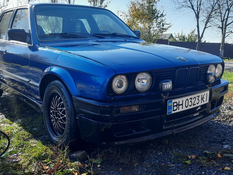 BMW E30 1.8 газ бензин