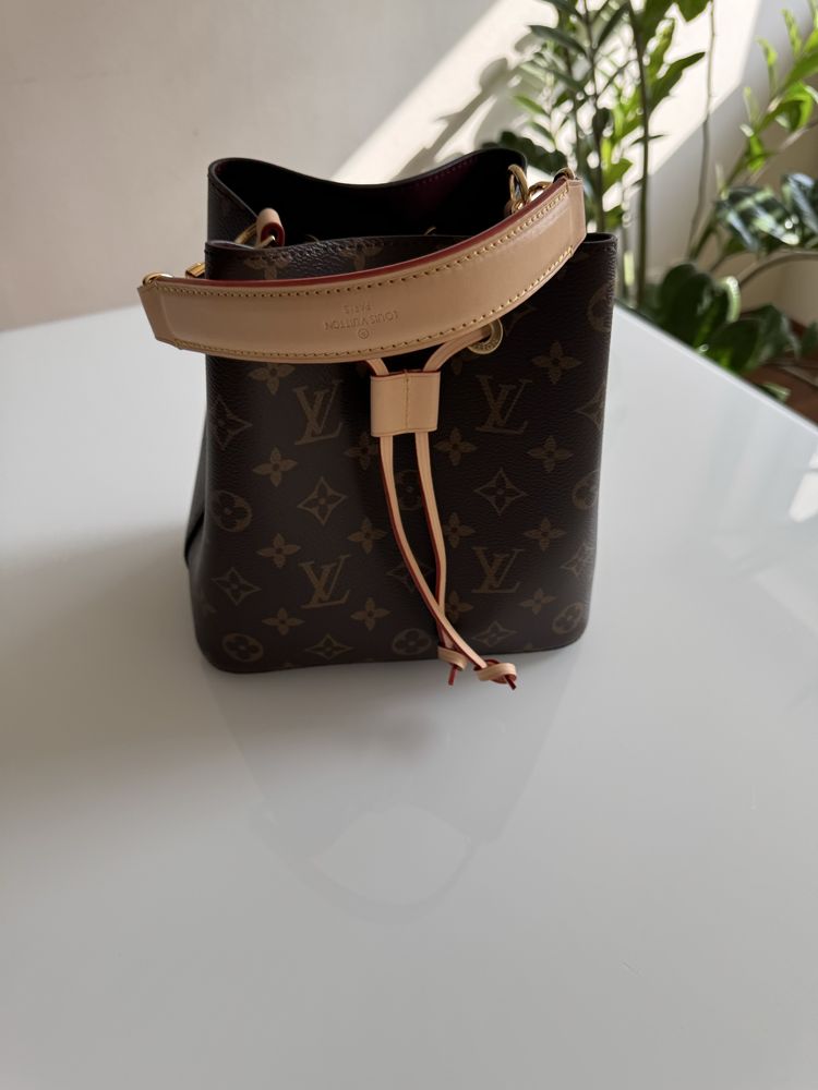 Torebka Louis Vuitton Neone BB monogram