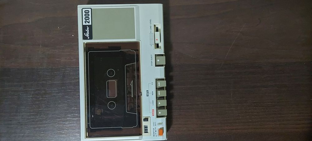 Кассетный магнитофон Hielow 2000