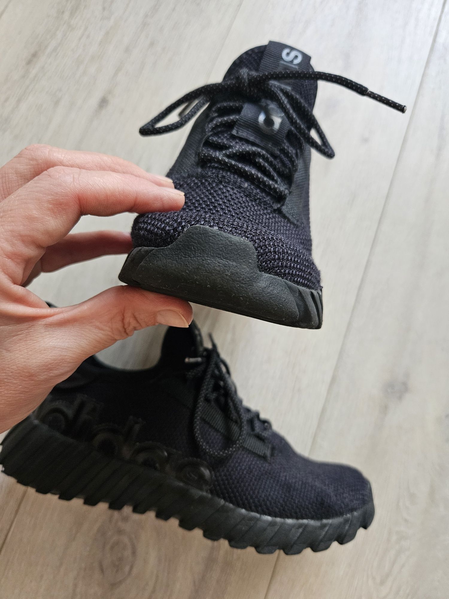 Кроссівки для хлопчика adidas,розмір 35,2