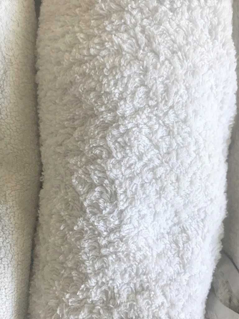 2 toalhas banho em algodão branco - vendo individualmente