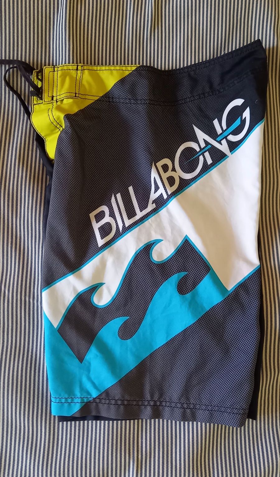 Szorty surfing Billabong r. S/30