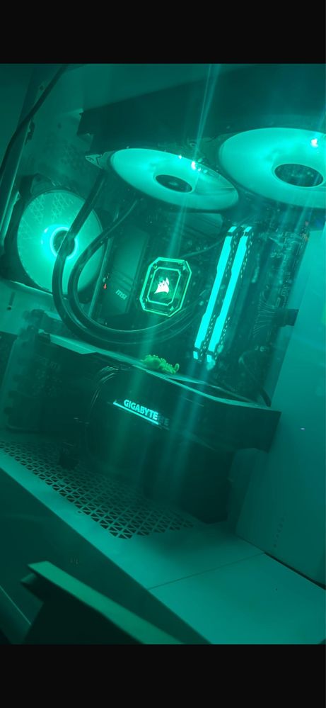 Pc gaming em muito bom estado