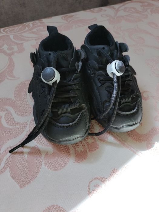 Дитячі кросівки чорні