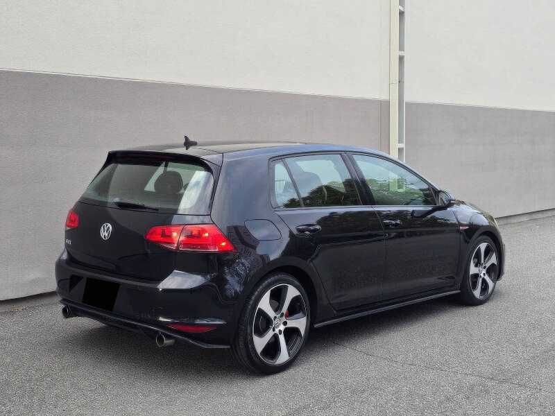 2015 Volkswagen Golf GTI Autobahn