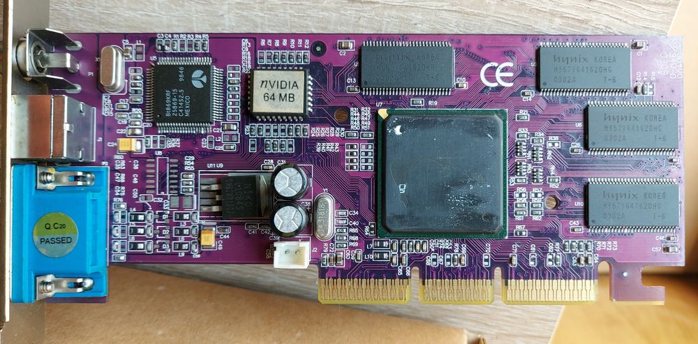 Placa gráfica NVIDIA GeForce2 MX 400 PCI 64 MB