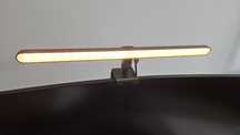 Lampa LED na monitor