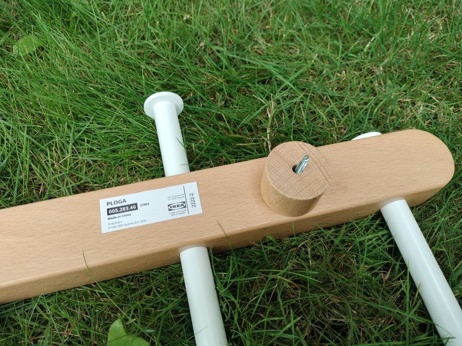 Cabide Vertical IKEA PLOGA — Como Novo