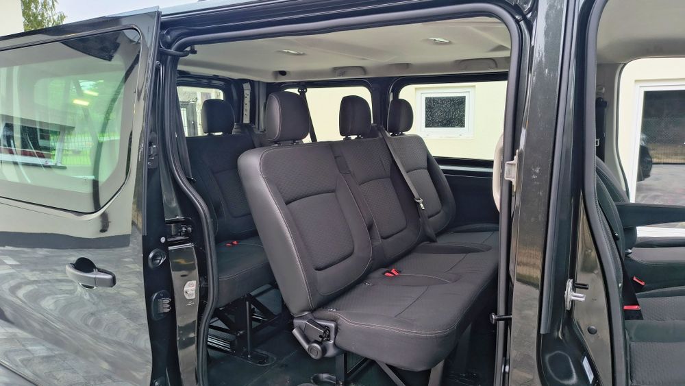 Vivaro 160oookm Przebiegu! 100%Oryginalny lakier! Idealny stan! 9cio o