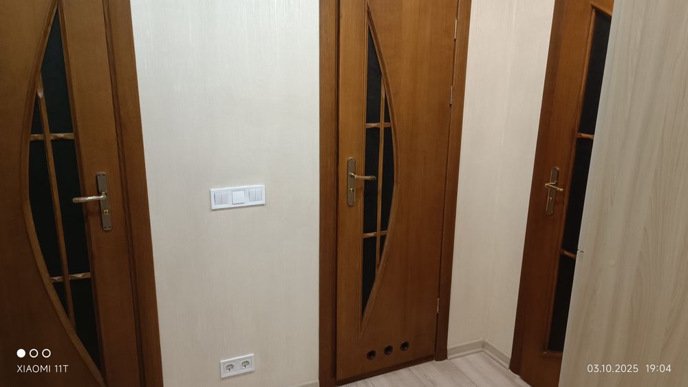 Продається трьохкімнатна квартира