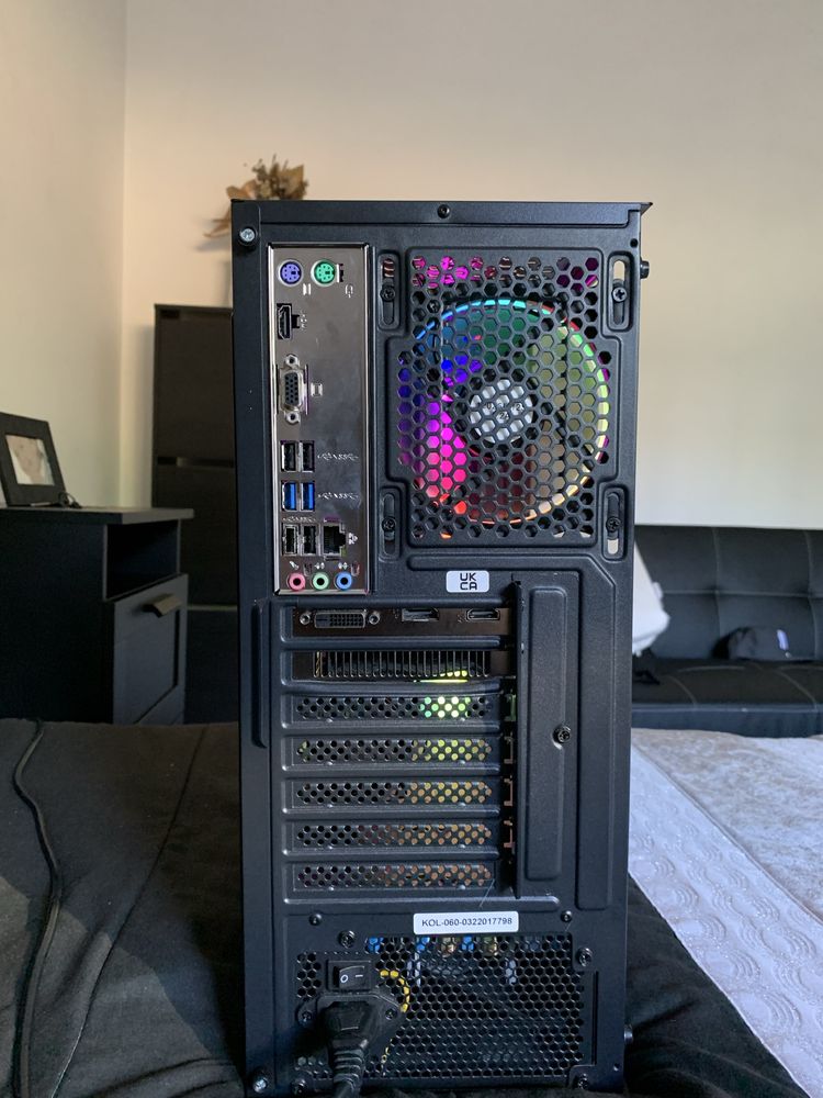 PC Gamer / – Intel i3