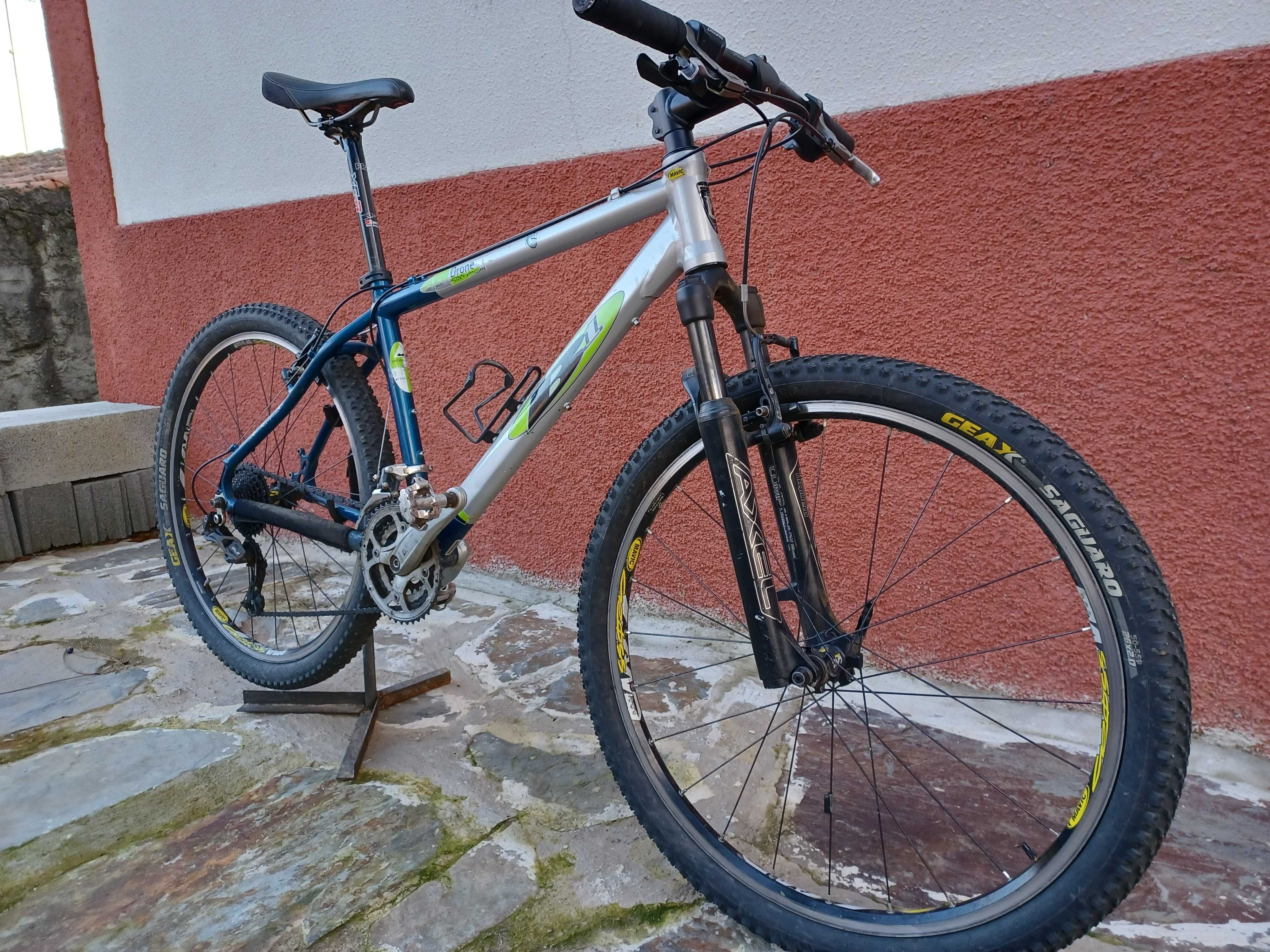 Bicicleta BTT B1