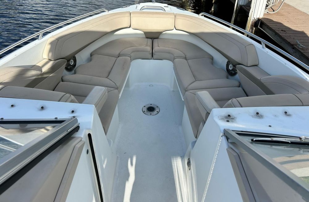 Łódź motorowa Formula 270 BR Regal Sea Ray Yamaha Bayliner