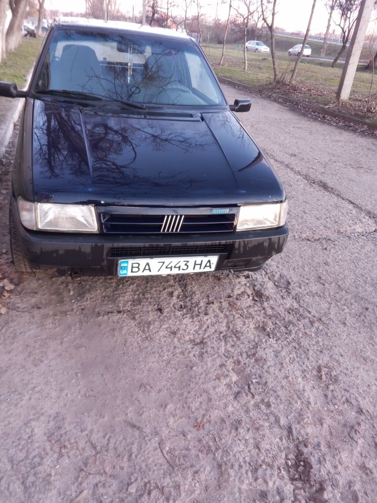Продам Фиат Уно в хор сост