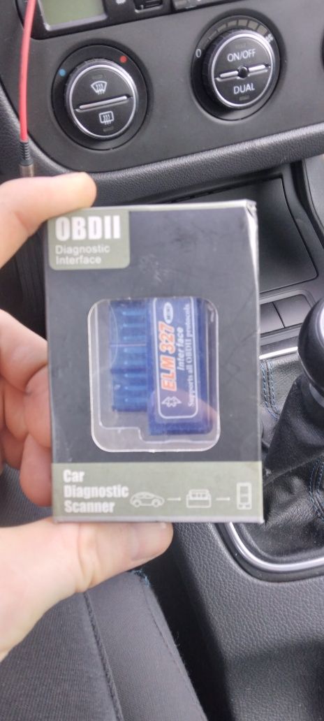 Автосканер ELM327 OBD2  Bluetooth для діагностики авто