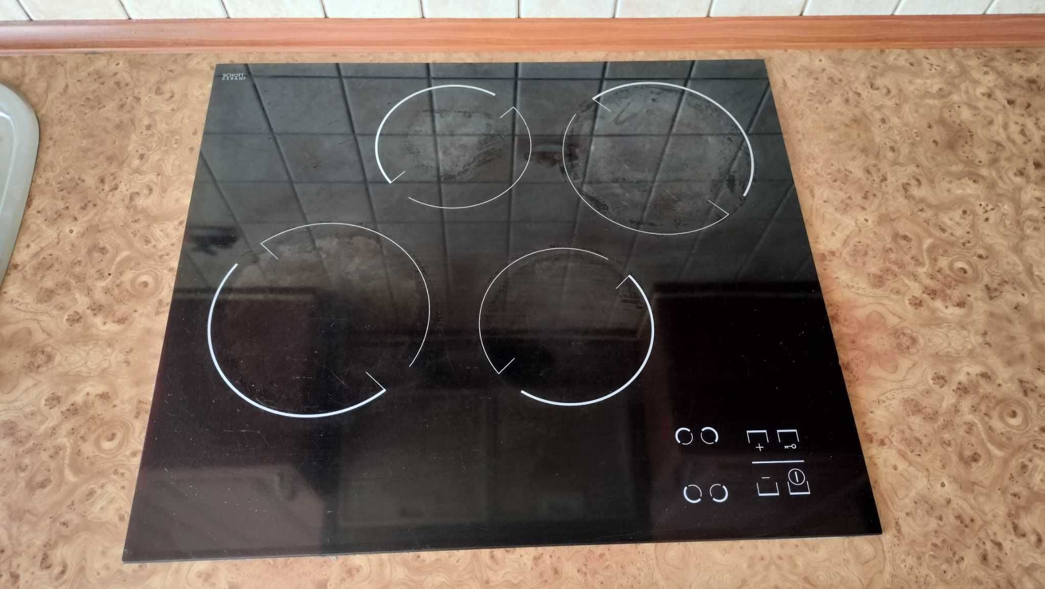 Płyta kuchenna elektryczna AMICA. 1 pole nie grzeje.